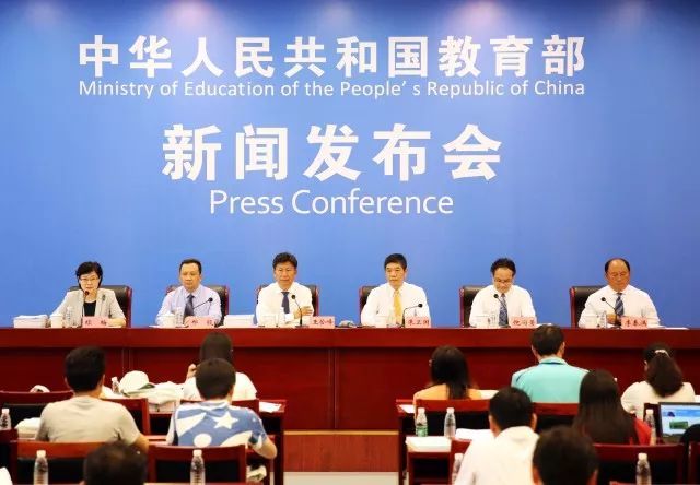 我们一起看球去，奋进之笔“1+1”第六站来了！