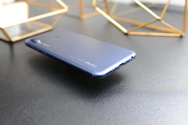 荣耀play深度评测,荣耀play6tpro评测视频