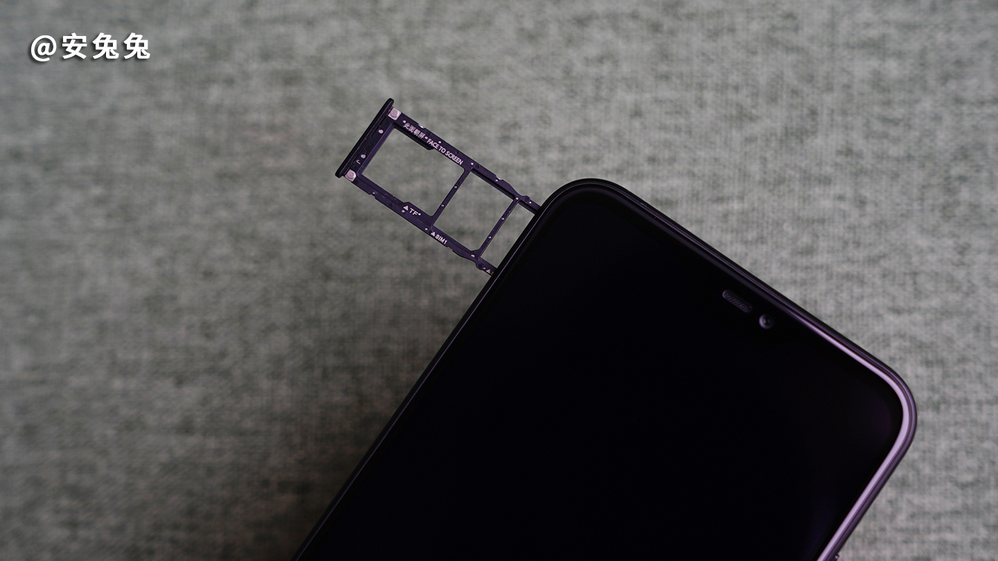 红米6Pro评测:4000mAh电池,FHD+屏幕,满意吗?