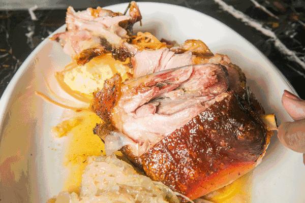 新天地开业的美食广场,新天地时尚购物中心美食