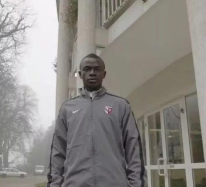 世界杯暖心故事大全,世界杯最暖心的一幕