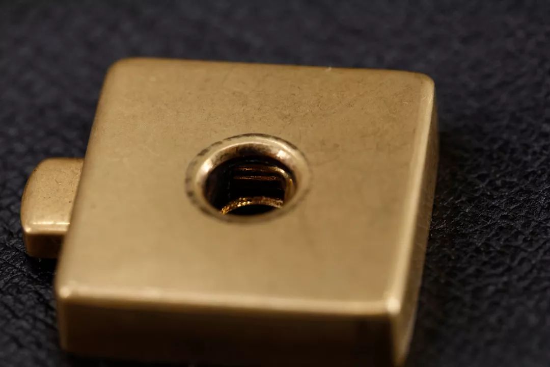 新款古驰酒神包怎么辨别真假,假的古驰酒神包