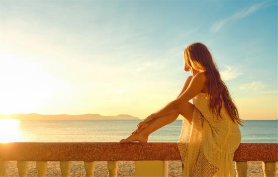 玉楼春晏殊绿杨芳草长亭路拼音版 (绿杨芳草长亭路下一句是什么)