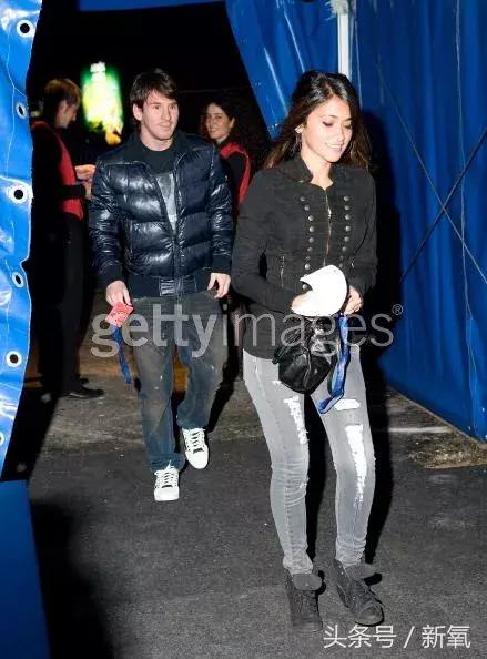 这个女人8岁就征服了球王,玛丽苏式的剧情都发生在她身上了!