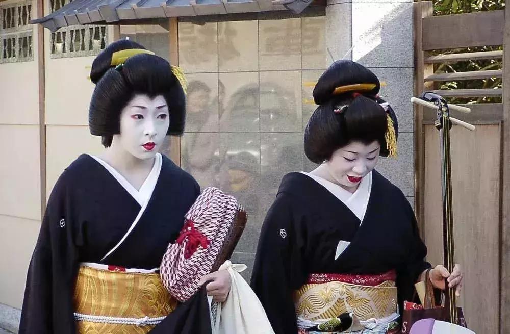 防晒喷雾测评抖音款,网红防晒喷雾哪种最好