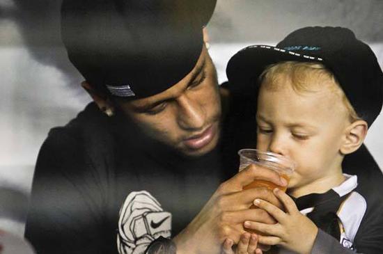 c罗儿子梅西儿子vs内马尔儿子比赛,世界杯c罗的儿子