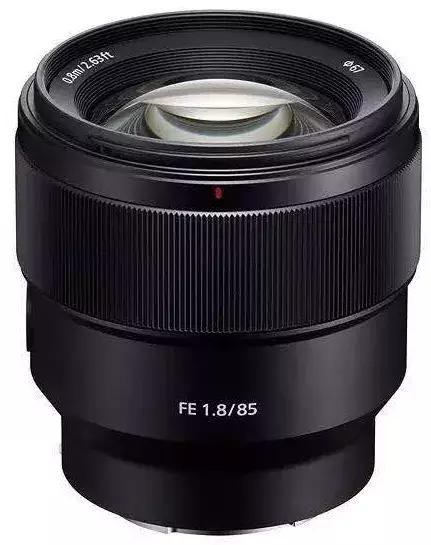 拍人像50mm定焦好还是85mm定焦好,拍人像为什么用定焦