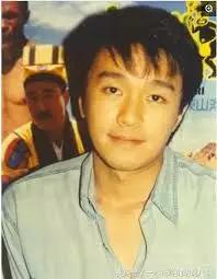 周星驰身患孤独绝症，憔悴老态：我让全世界笑过，岁月却没饶过我