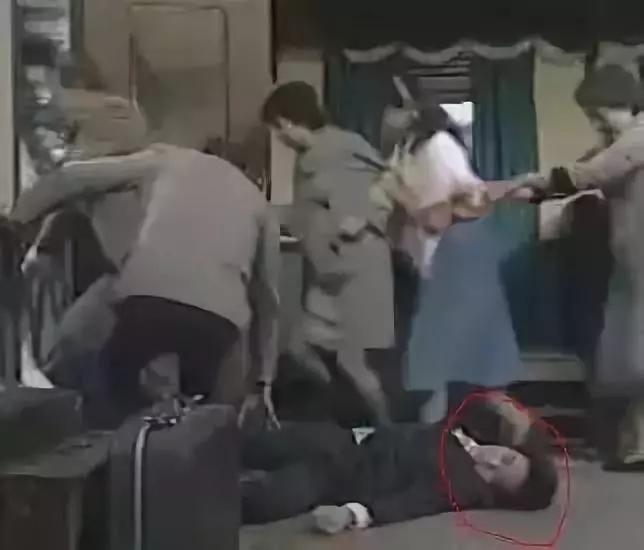 周星驰身患孤独绝症，憔悴老态：我让全世界笑过，岁月却没饶过我