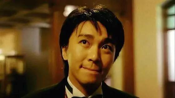 周星驰身患孤独绝症,憔悴老态:我让全世界笑过,岁月却没饶过我