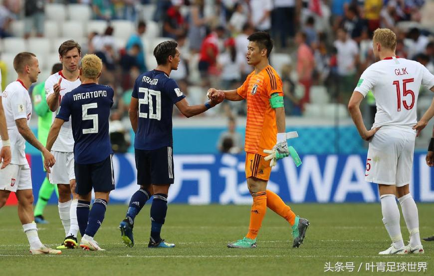 世界杯漫天嘘声!连裁判都难以忍受,球迷又成了受害者