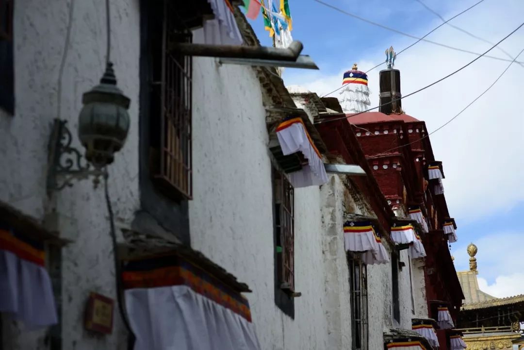 隐藏门为什么要装门楣,明式门窗装饰