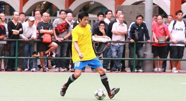 刘德华足球明星,香港明星足球队刘德华守门