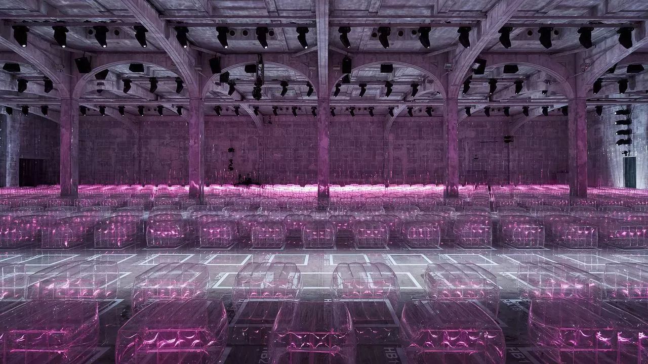 prada鍐嶇敓绯诲垪,prada鎹㈡帉闂ㄤ汉