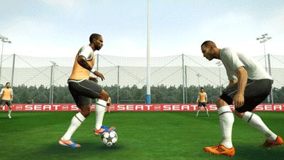 实况足球2013到2017哪个好玩,实况足球8对战视频