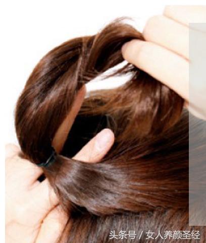 教大家几款盘头发方法,这样盘头发超有气质