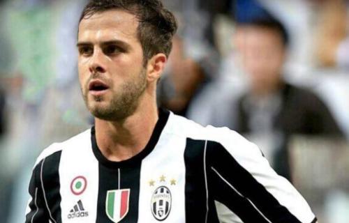 巴萨转会多特的球员,今夏转会巴萨新消息