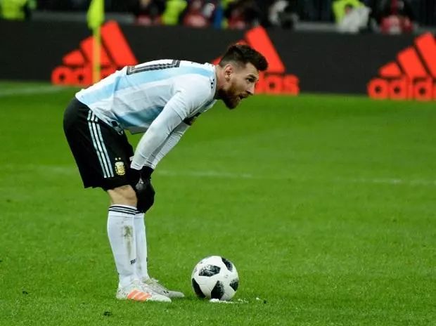 世界杯球员的足球鞋,世界杯的足球鞋