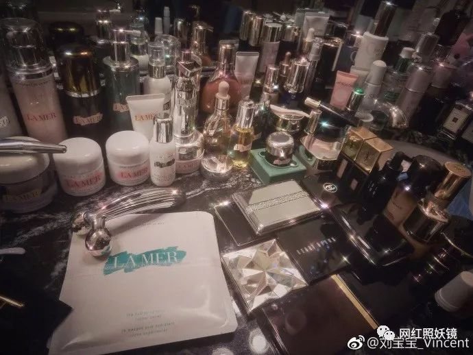 张辛苑化妆台图片,张辛苑美妆