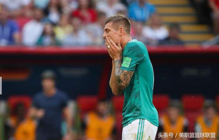 世界杯最恐怖的射门,世界杯十大不可思议的弧线进球