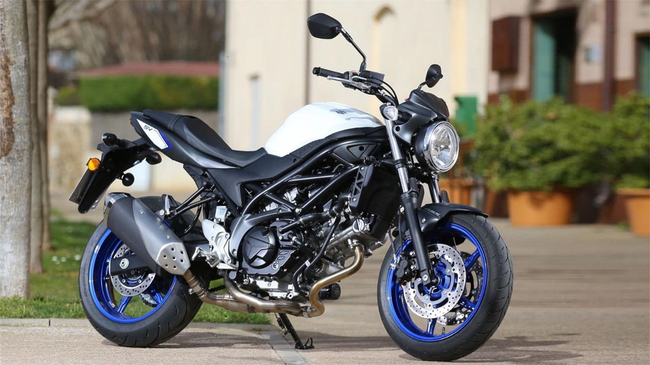 好骑的进口摩托车,适合小姐姐开的摩托车进口250