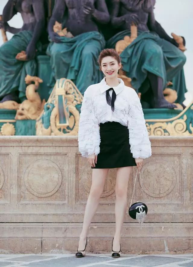 超模杜鹃的特征,超模杜鹃最新穿搭