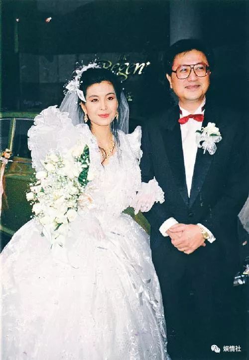 出身贫寒21岁嫁大30岁丈夫,红透香港被高层硬踩,敢让袁咏仪吃翔