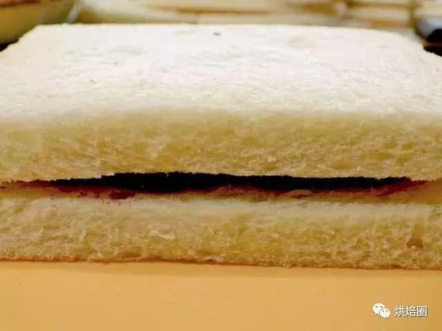 厦门黑糖珍珠爆浆吐司,网红珍珠爆浆面包