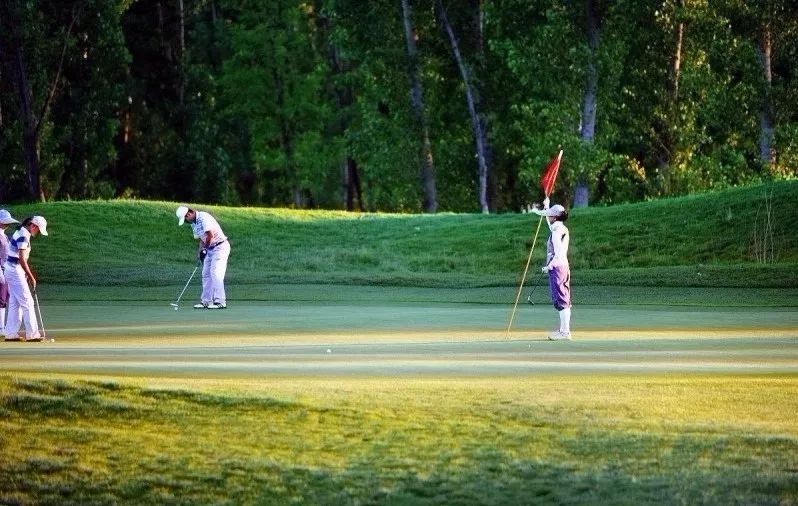 体彩足球有多少人赚钱了,体运通