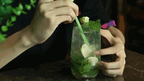 这该是佛山最独特的足球Pub,送完半打科罗娜还送鸡尾酒你点睇?