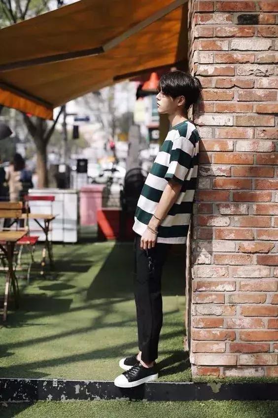 型男拍照100个技巧,25到30岁男士拍照技巧