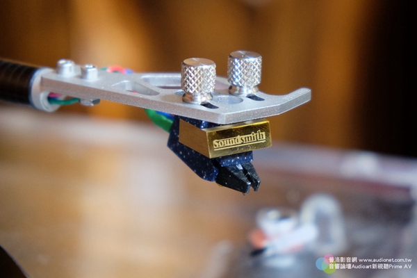 伪装成入门级的旗舰之作：VertereMG-1黑胶唱盘