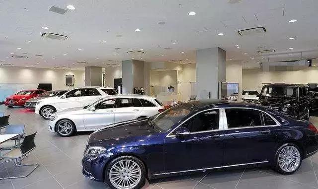 4s店销售一台车销售员挣多少钱,宝马4s销售一般每月挣多少钱