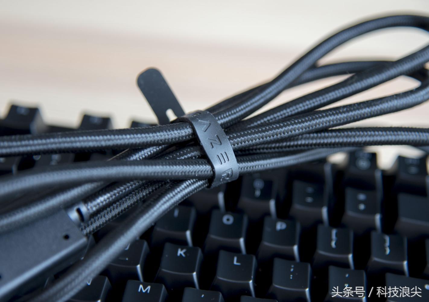 雷蛇键盘猎魂光蛛紫轴测评,雷蛇猎魂光蛛精英版评测