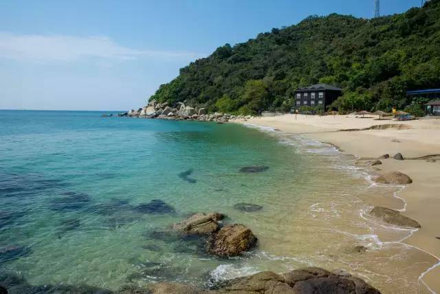 不输马尔代夫！广州及周边这14个绝美的度假海滩，夏天浪起来！