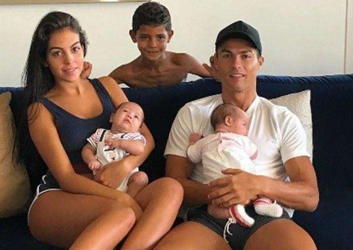 c罗梅西内马尔情感关系图,c罗哈利法塔