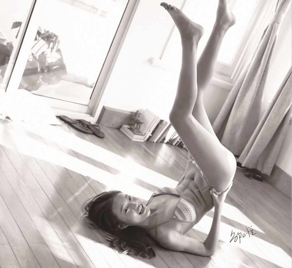 自己用手机拍写真怎么拍出高级感,摄影技巧如何拍摄高质量数码照