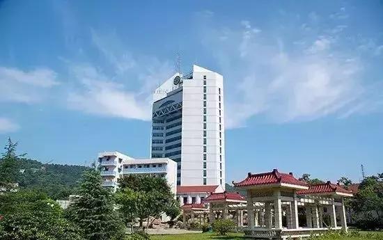 贵阳市免费开放体育场馆有哪些,南岸体育中心开放时间