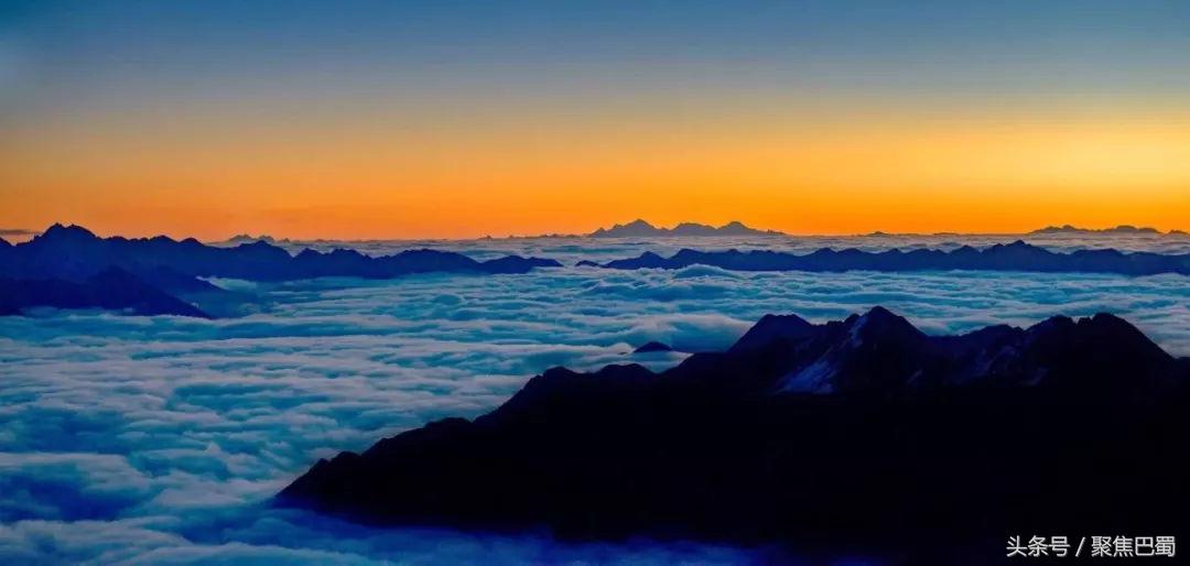 从成都出发最近的草原,成都出发4小时雪山花海