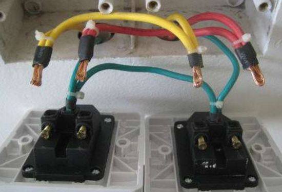 老电工接线方法用十年也不坏,老电工都是这样安装插座接头