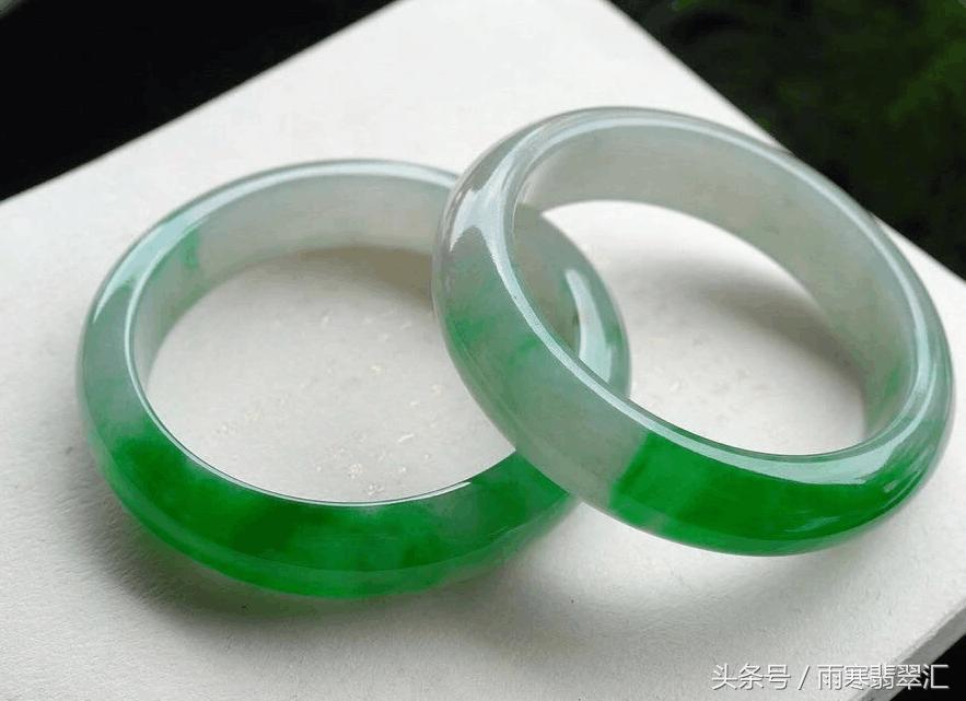 卖天然翡翠手镯的实体店,翡翠手镯出售渠道哪里最好