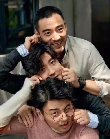 林允没整之前的样子,林允回应撕脚皮视频