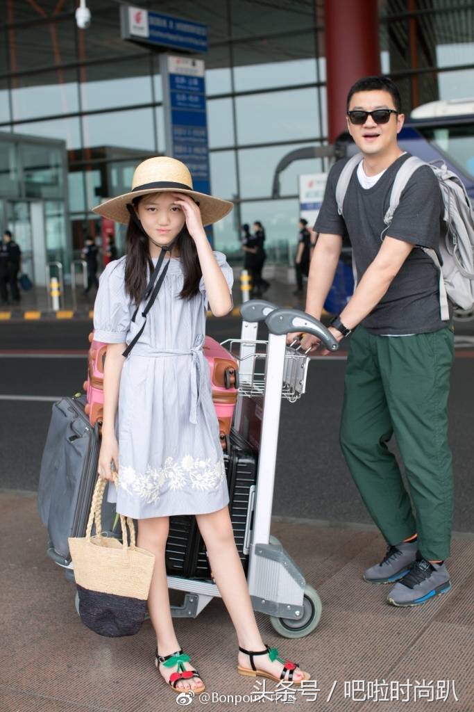 多多李嫣走秀视频完整版,多多李嫣同台走秀