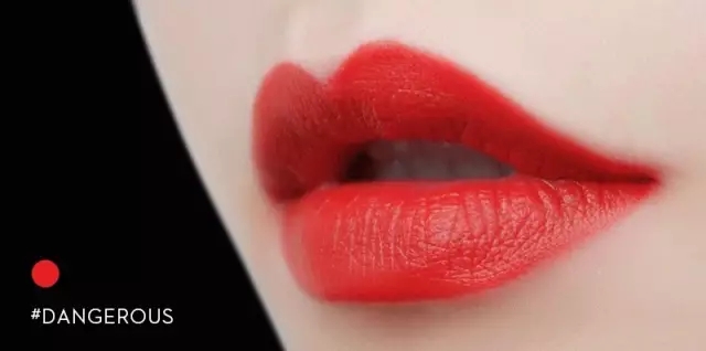 14种口红颜色对比,mac口红rubywoo和迪奥999哑光