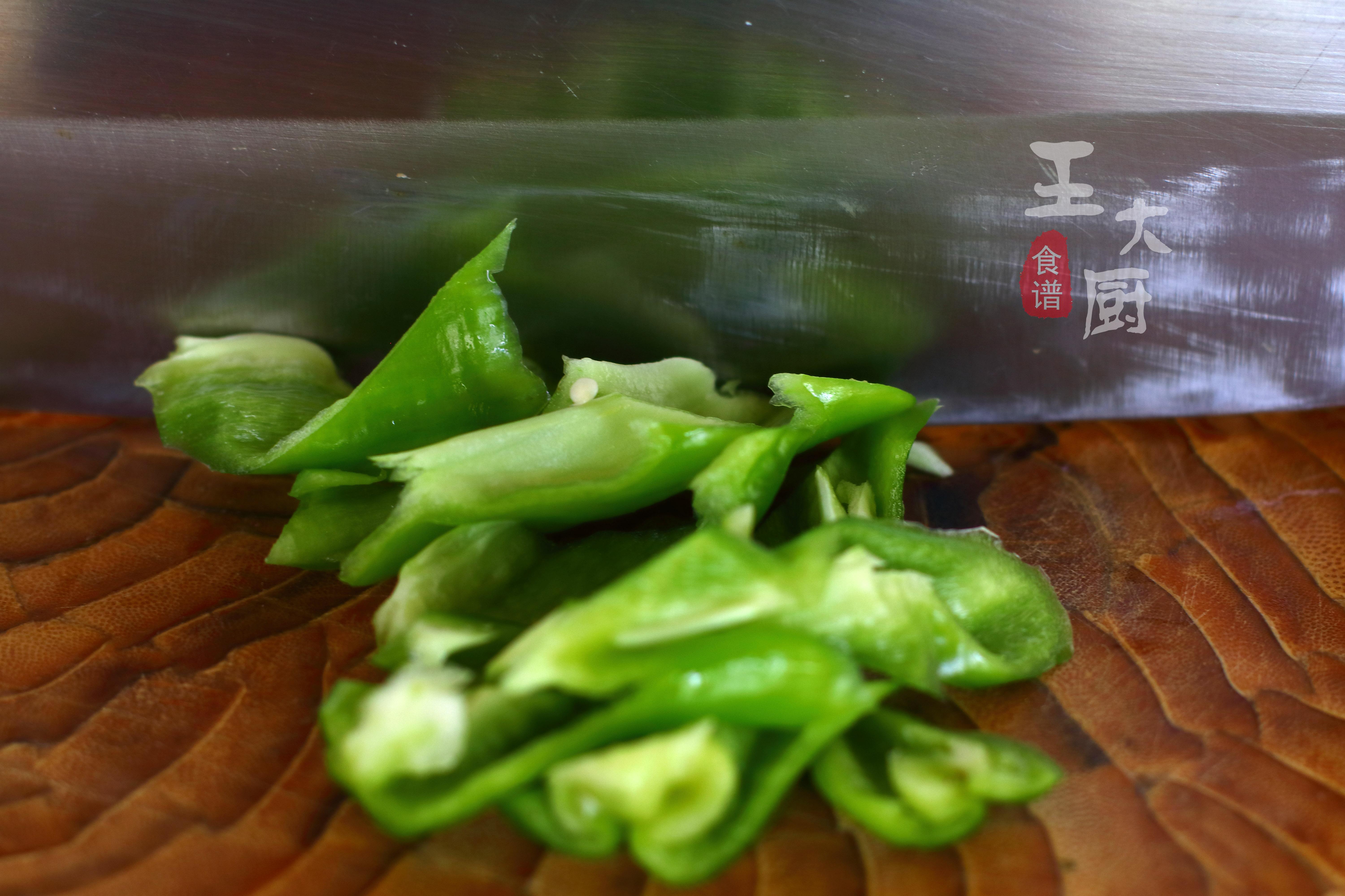 最正宗的黄焖鸡米饭，以后不用再花冤枉钱了，自己在家做好吃极了