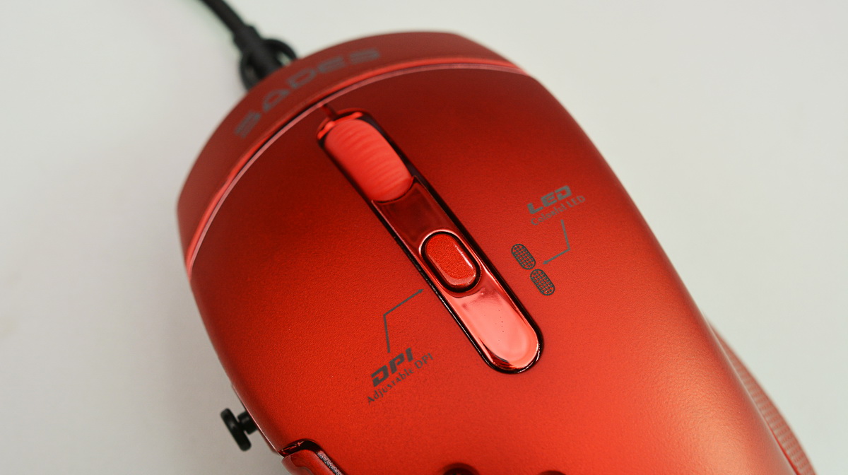 国产大玩个性，分分钟玩懂赛德斯飞鱼游戏鼠标