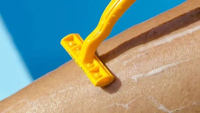 冬天脱毛好还是夏天好,冬天还是穿毛衣服保暖