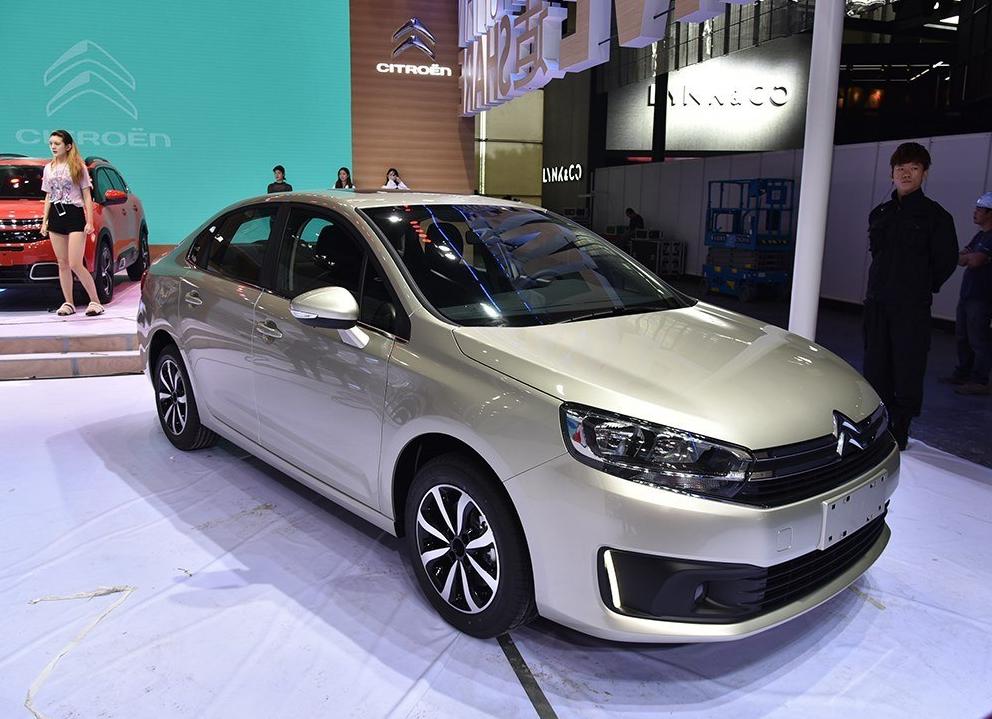 雪铁龙c4手动挡怎么样值得入手吗,雪铁龙c4自动豪华落地多少钱