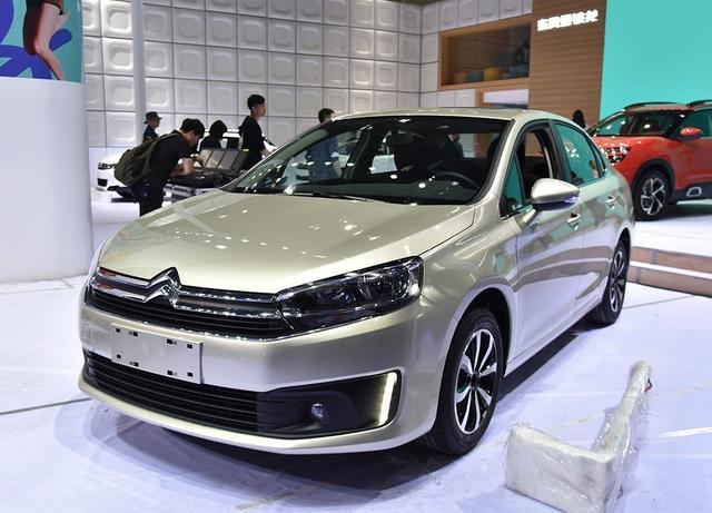 雪铁龙c4手动挡怎么样值得入手吗,雪铁龙c4自动豪华落地多少钱