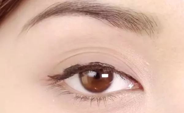 画眼线最好的产品,眼线笔好用排行榜视频